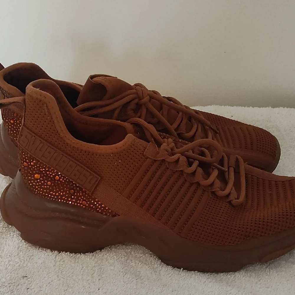 Steve Madden Men's Tan Sneakers - Picture 3 of 5